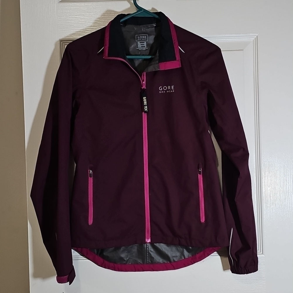Gore Bike Wear GORE-TEX Women's Cycling Rain Jacket Waterproof Plum XS - Picture 3 of 13